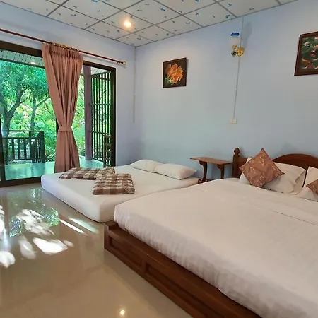 Appartement Warakorn Baansuan Amphawa Extérieur photo