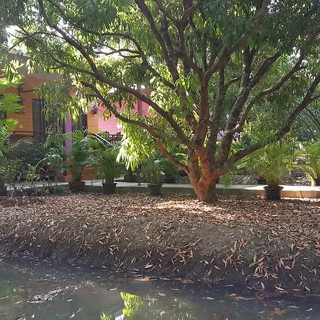Appartement Warakorn Baansuan Amphawa Extérieur photo
